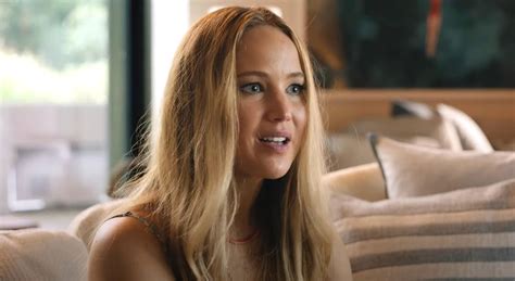 is jennifer lawerence naked in no hard feelings|Jennifer Lawrence shares the truth behind that No。